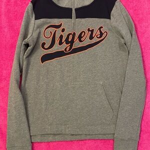 Last call Victoria’s Secret Pink DETROIT TIGERS 1/4 Zip xs new last call